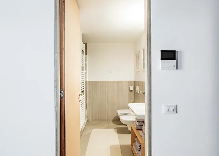 Duplex Di Charme In Centro Como, A 100 Mt Dal Διαμέρισμα