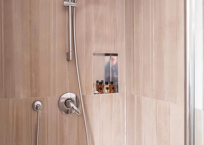 Duplex Di Charme In Centro Como, A 100 Mt Dal * Όπως